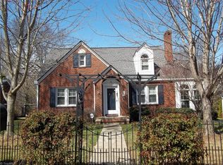 728 Crescent Dr, Reidsville, NC 27320