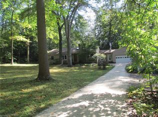 4760 Heather Hills Rd, Akron, OH 44333