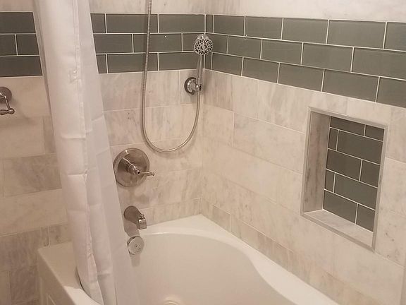 3rd image of 16608 SE 45th St
