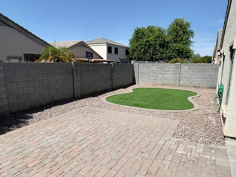 12801 W Soledad St — Photo 2