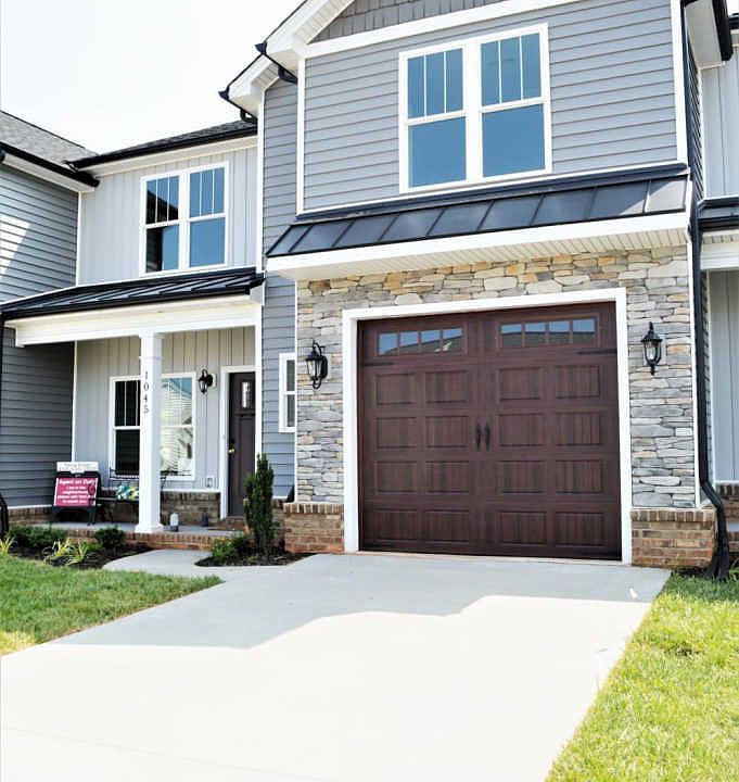 1st image of 1045 Cobblestone Ln Lot 16