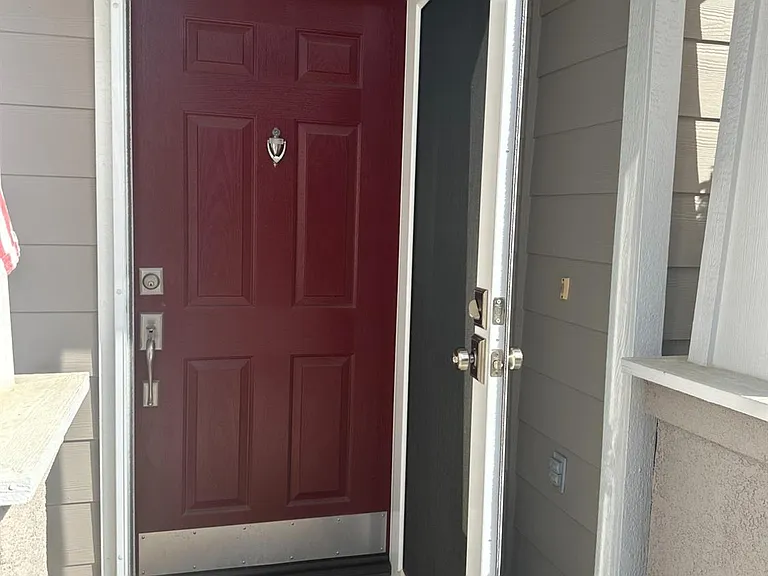 43 W Bohemia Ln — Photo 42