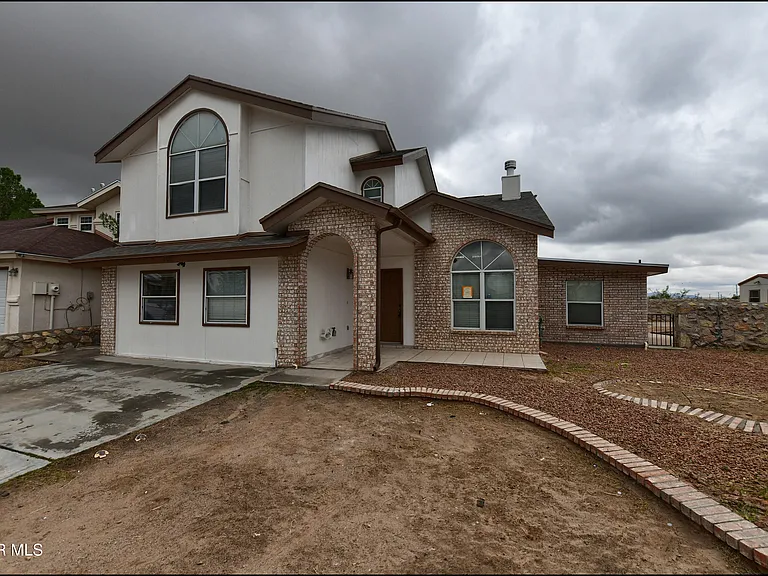 7958 Starry Night Dr — Photo 1