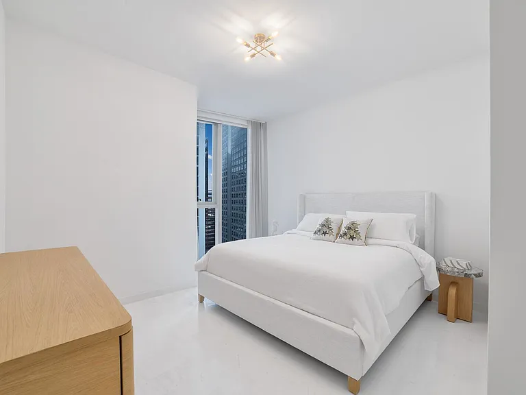 300 Biscayne Boulevard Way #1804 — Photo 3