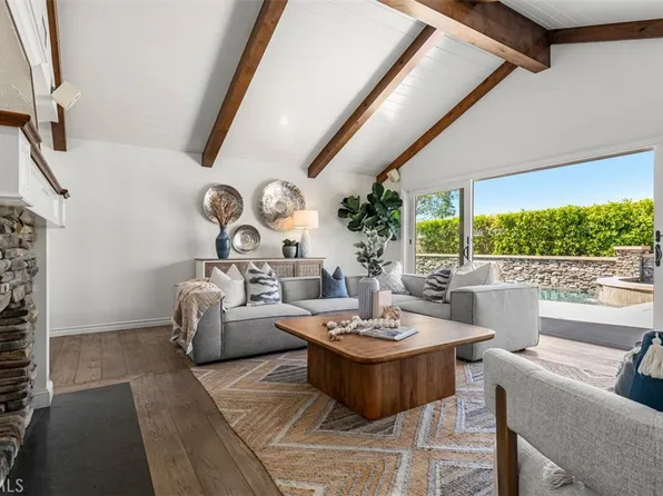 13161 Sandhurst Pl, Santa Ana, CA 92705