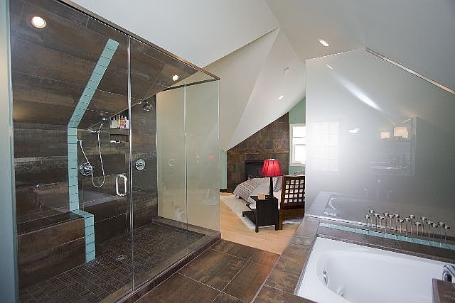 Master Suite Bath/Shower, spanish tile, stunning openness!!