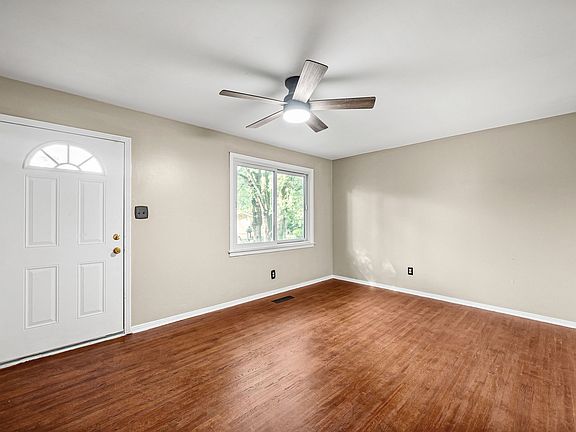5th image of 1406 Arden Pl