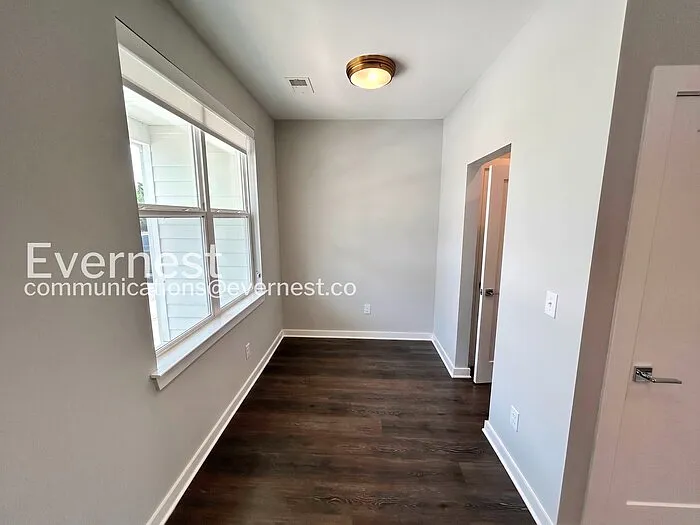 106 Ethelyne Way — Photo 8