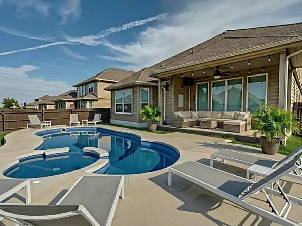 4613 Falling Oak, Cibolo, TX 78108