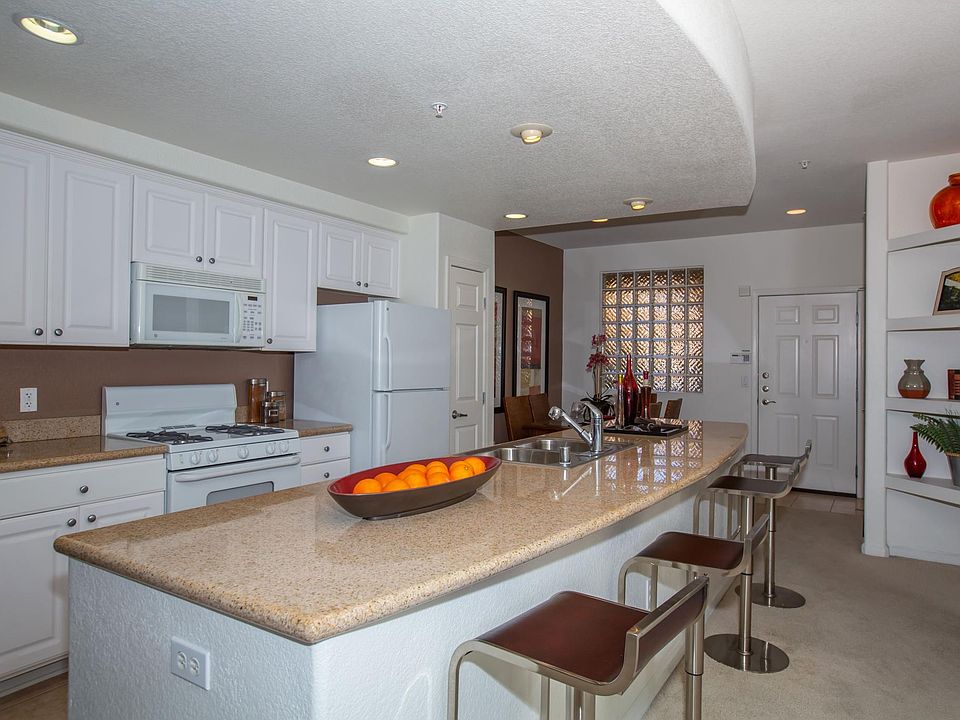 1st image of 2515 Fenton Pkwy APT 114