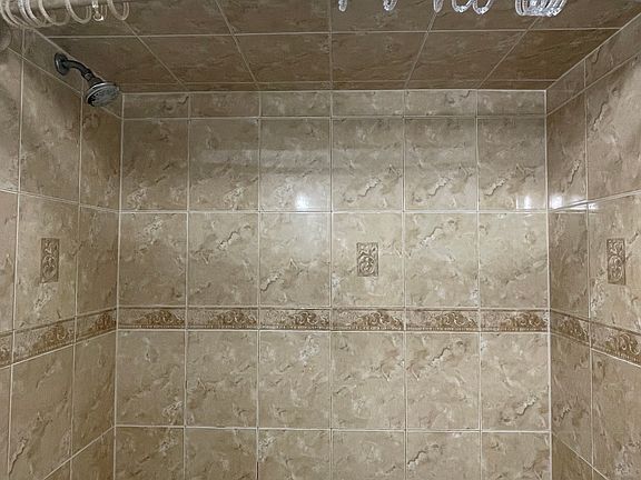 5th image of 235 Clinton Ave Floor 2
