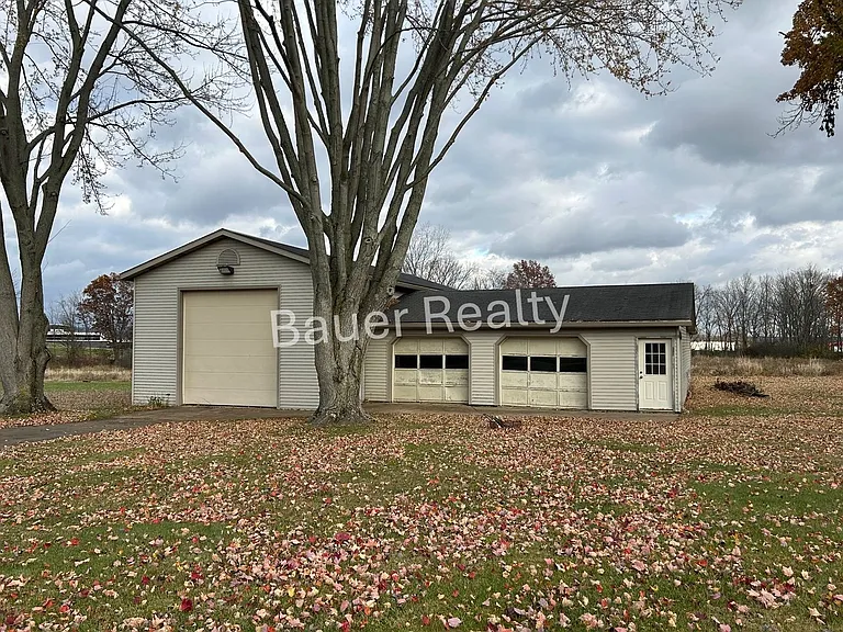 1437 Township Road 805 — Photo 7