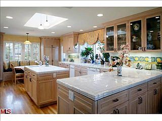 5th image of 624 Lachman Ln