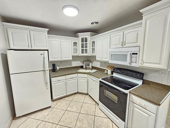 2nd image of 6788 SW 27th Court