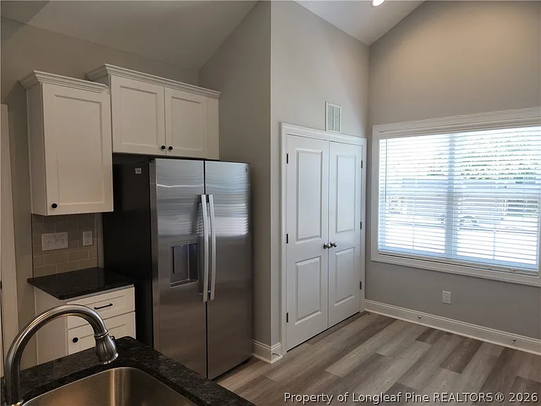 946 Kensington Park Rd — Photo 4