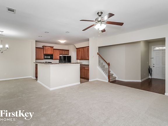 3rd image of 62 Highland Pointe Cir E