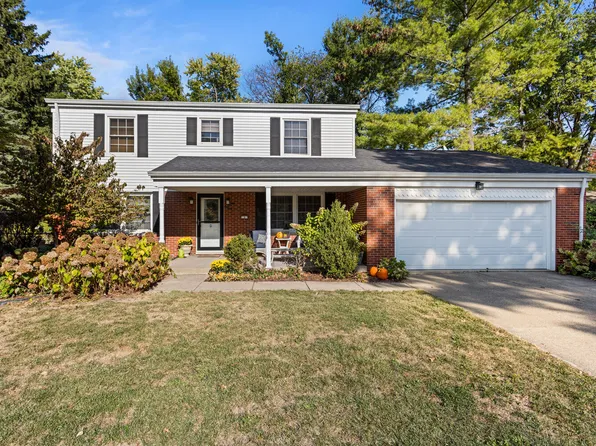 3 Kent Ct, Champaign, IL 61820