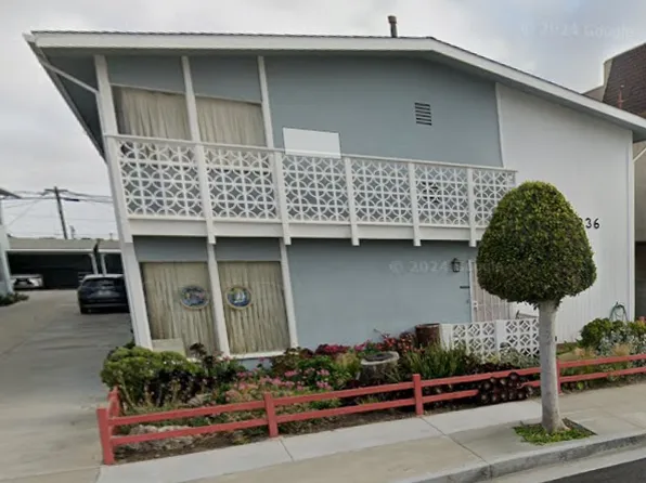 4336 W 136th St APT G, Hawthorne, CA 90250