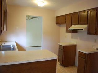 10665 Hummingbird St NW, Coon Rapids, MN 55433