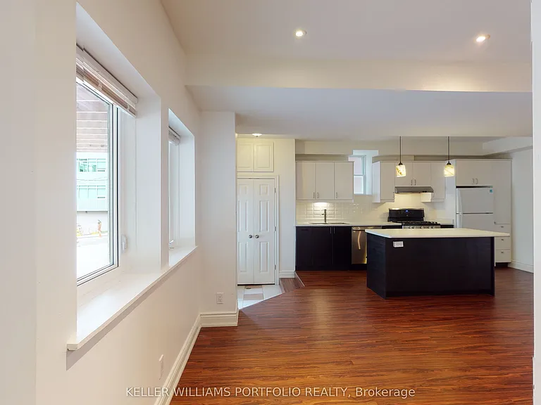 546 Eglinton Ave E #5 — Photo 31