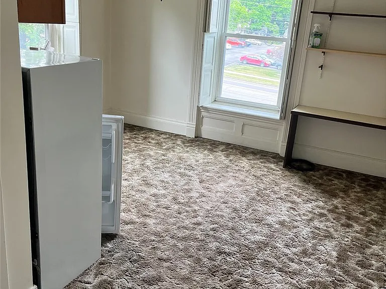 510 N Main St #11 — Photo 7