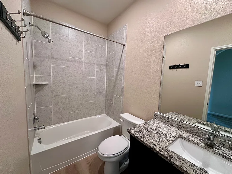 314 Foster Ln — Photo 15