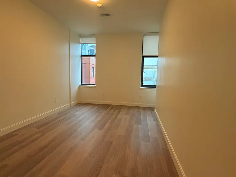 1077 Commonwealth Ave #244D — Photo 17