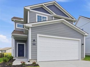 27118 E Oak View Dr, Lake Lotawana, MO 64086