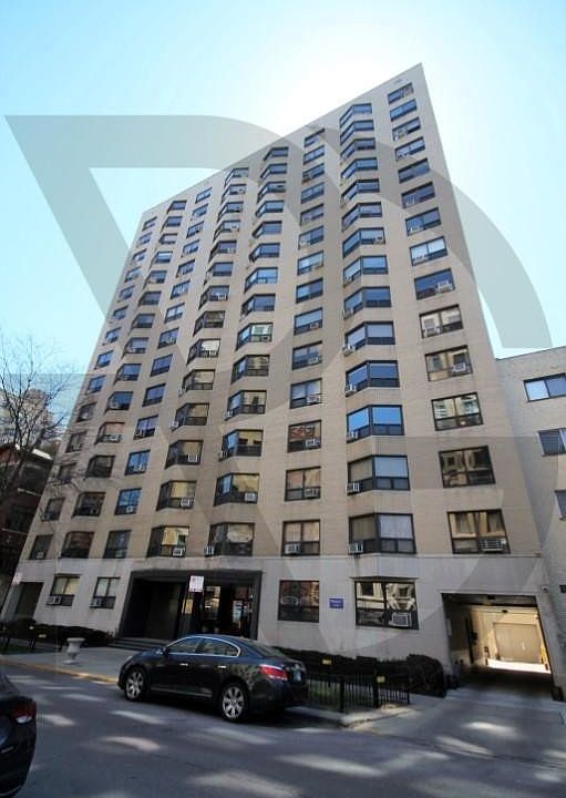 1st image of 445 W Wellington Ave #W44511a