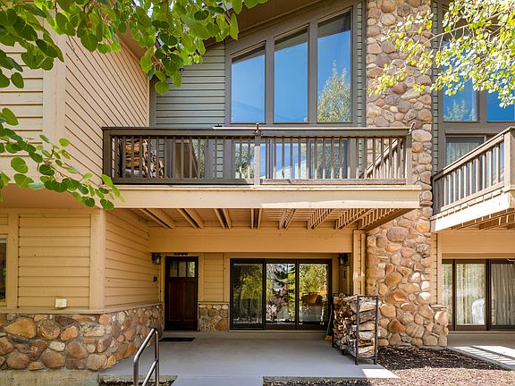 2nd image of 1550 Deer Valley Dr S #28
