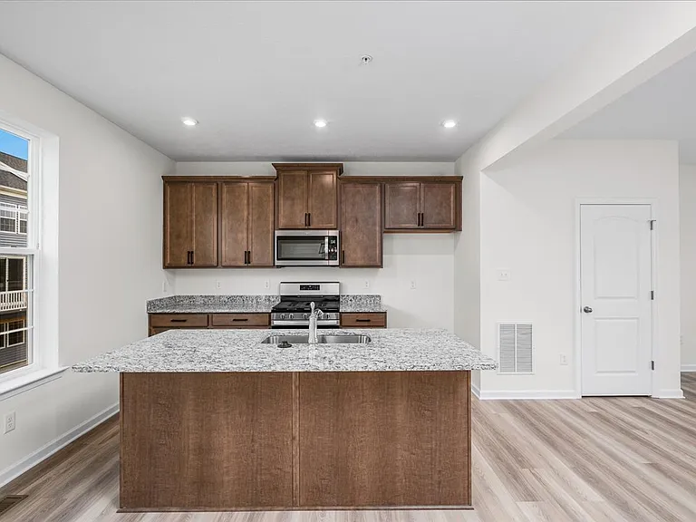218 Truth Cir — Photo 10