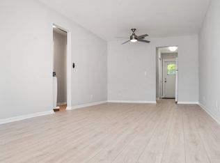 1760 Service Rd, North Palm Beach, FL 33408