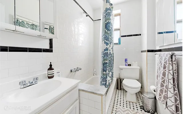 Rented by Douglas Elliman | media 9