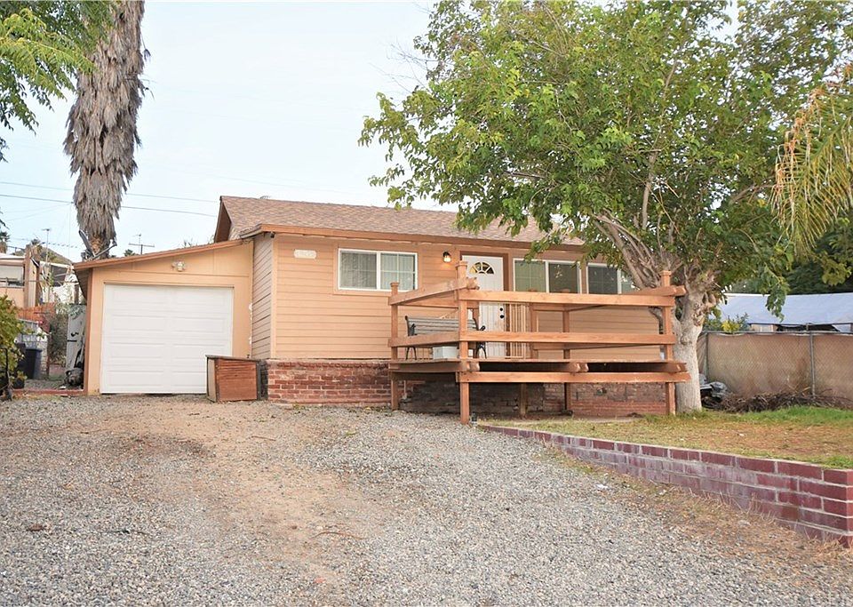 1st image of 32586 Crescent Ave