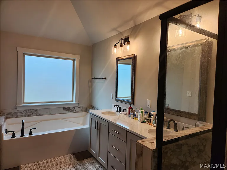 292 Hedgefield Dr — Photo 37