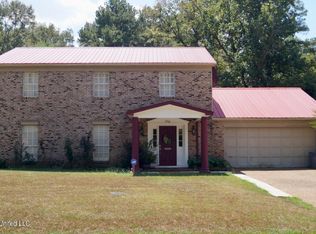 5011 Sunnyvale Dr, Jackson, MS 39211
