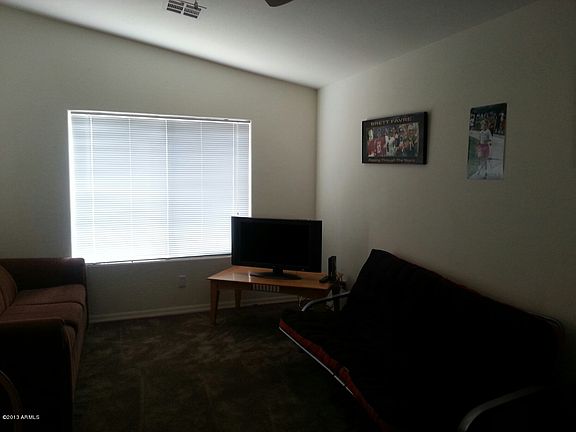 5th image of 2532 E VICTORY Drive
