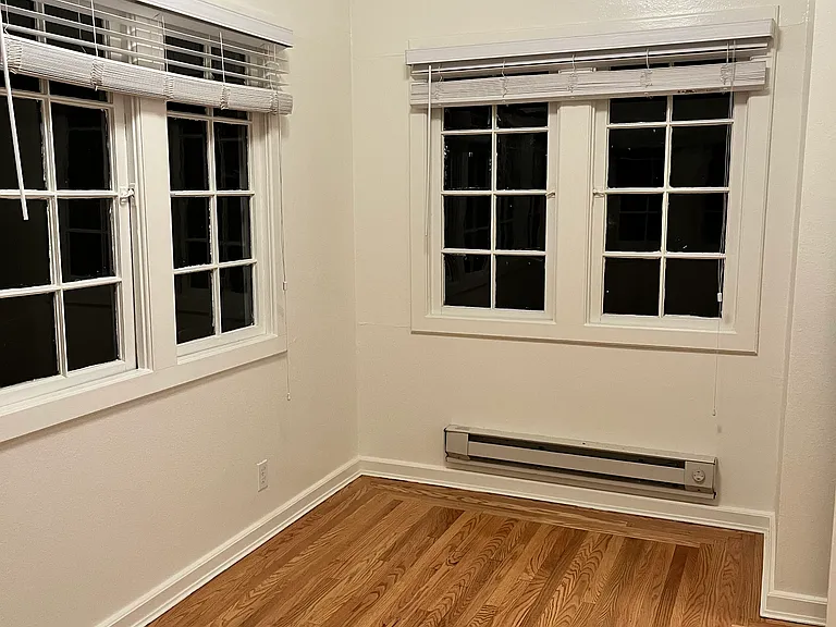 4022 Broadway — Photo 16