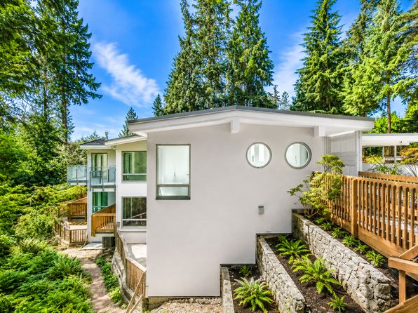 6 bedroom rental in West Vancouver in West Vancouver