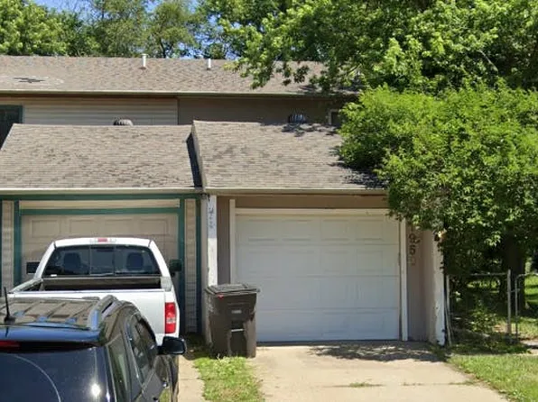 1950 E Bell Ave, Des Moines, IA 50320
