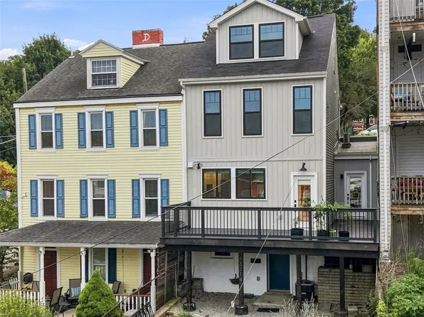 3214 Dobson St, Pittsburgh, PA 15219