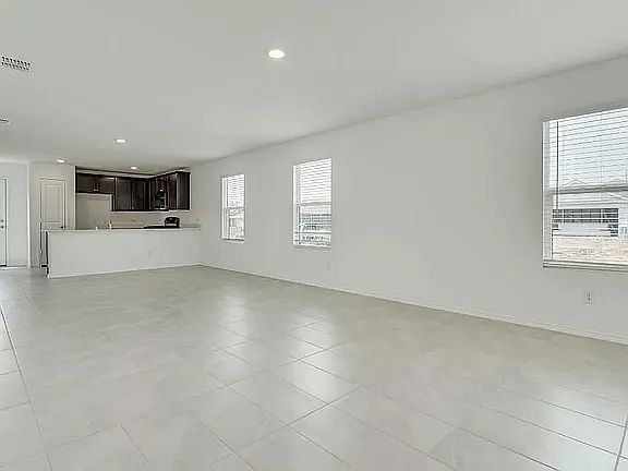 5th image of 3705 Esperanza St