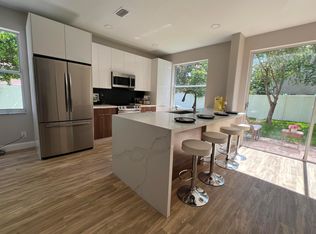8090 Pelican Harbour Dr, Lake Worth, FL 33467