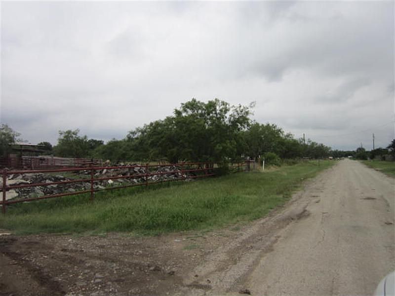2nd image of 9417 Marianna Way