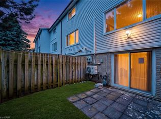 2440 Bromsgrove Rd #71, Mississauga, ON L5J4J7