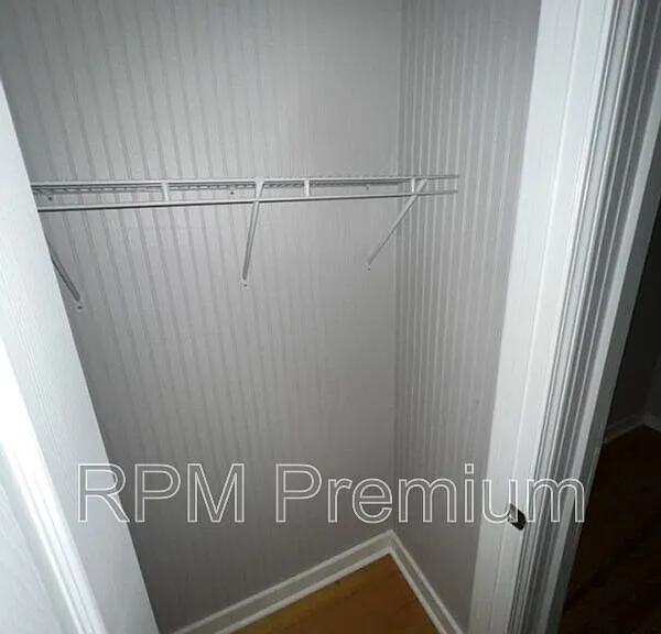 3647 Mission Dr — Photo 10