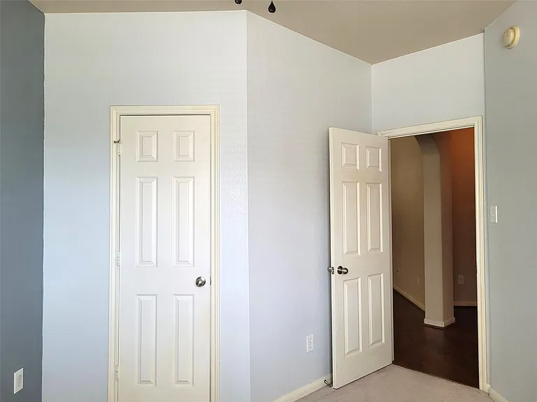 6042 Starbrook Creek Dr — Photo 19