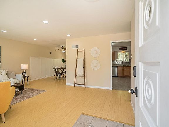 4th image of 10758 Niblic Dr