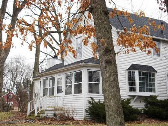 14925 W Rockland Rd photo 1