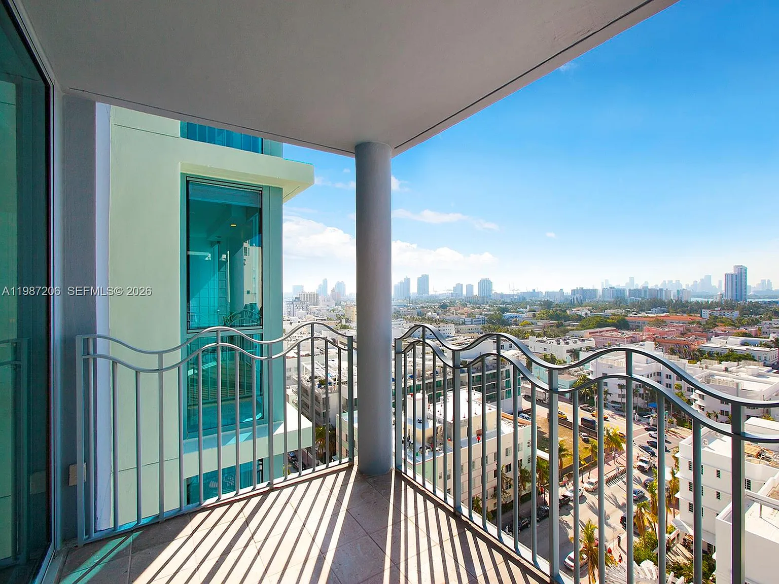 1500 Ocean Drive Condo — Photo 2